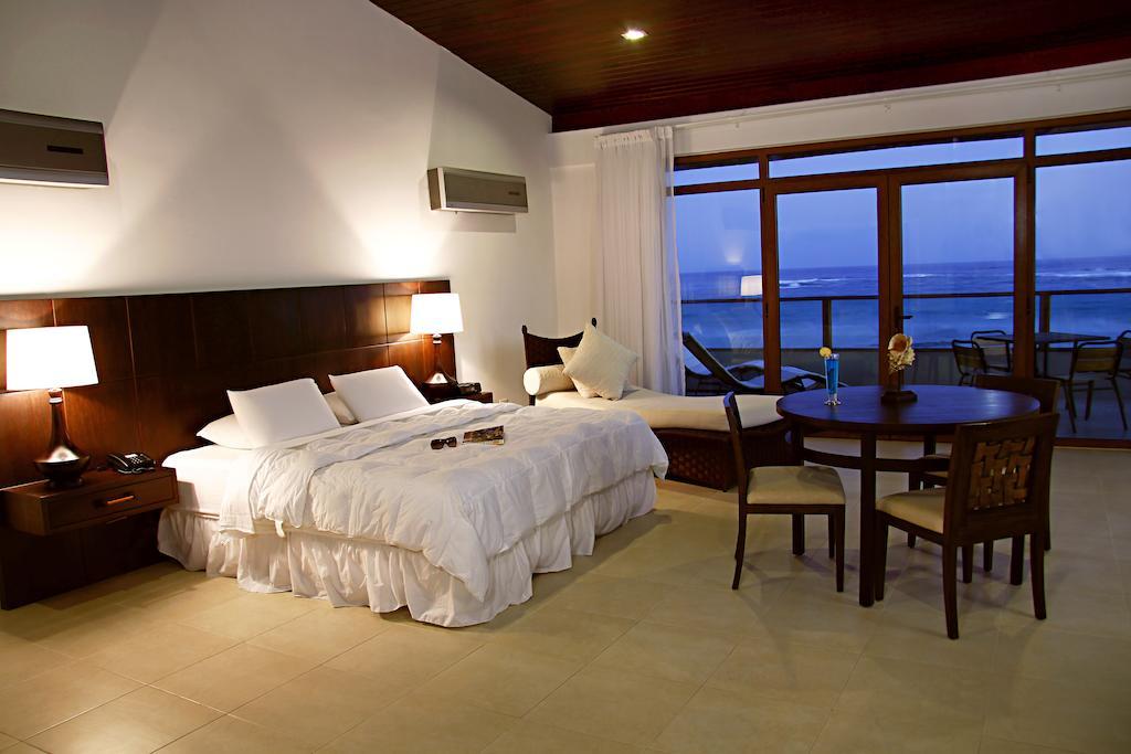 Iguana Crossing Boutique Hotel Puerto Villamil Pokój zdjęcie