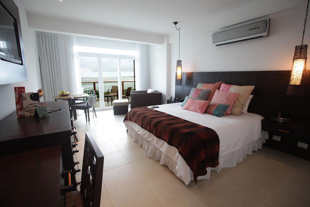 Iguana Crossing Boutique Hotel Puerto Villamil Pokój zdjęcie