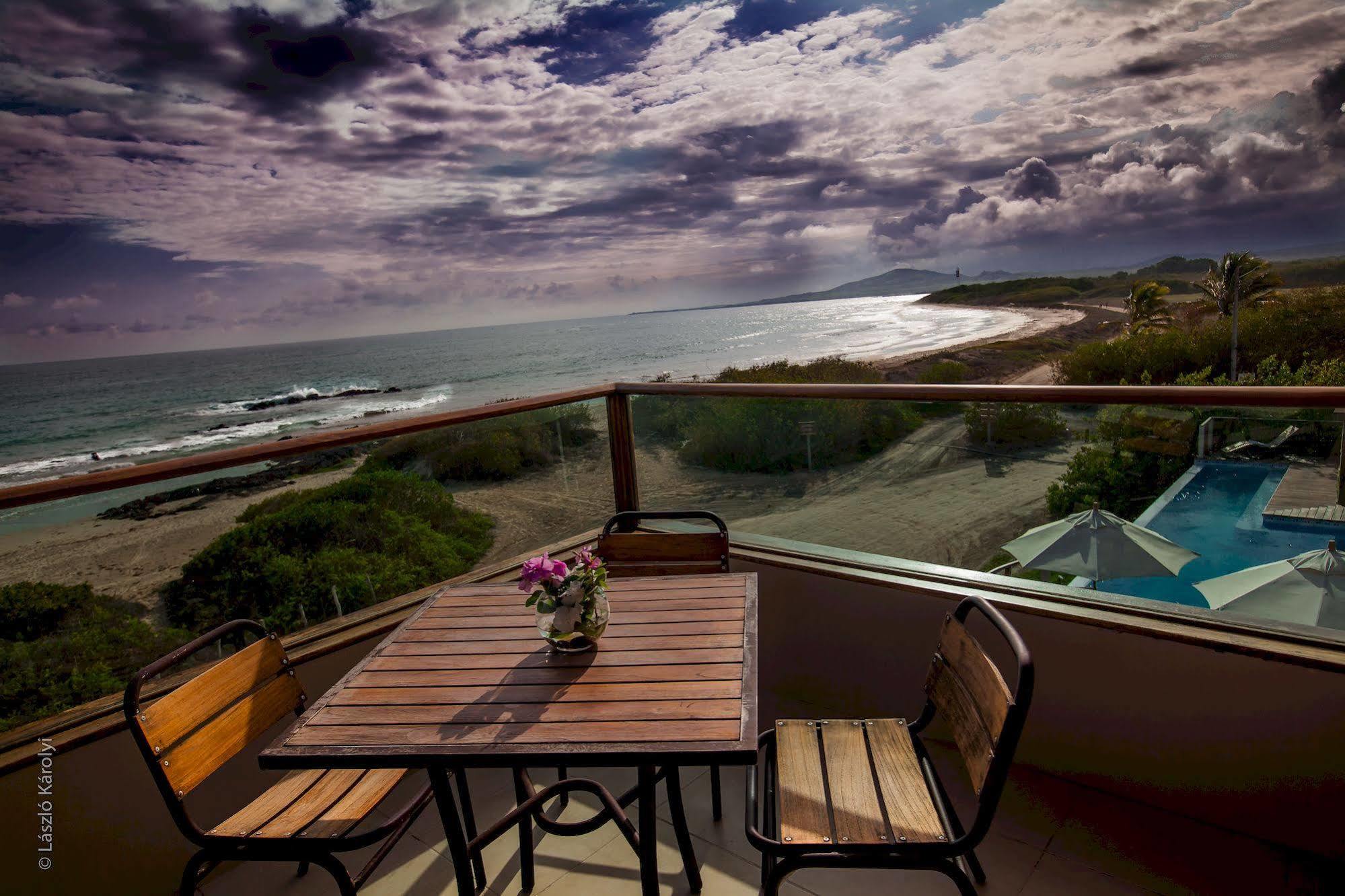 Iguana Crossing Boutique Hotel Puerto Villamil Zewnętrze zdjęcie